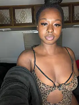 TinyBlazian901 live XXX chat