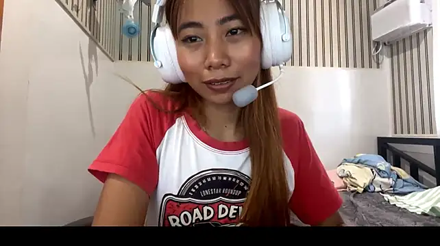 PiaSwida Live XXX-chat