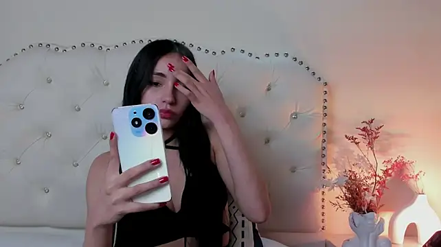 Chat XXX en directo de Chloe_Miller_2