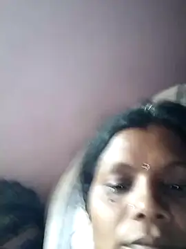 kavinila143's Live XXX Chat