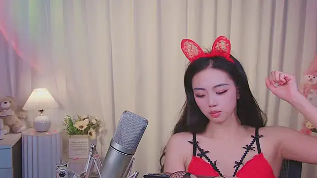 CG-001 élő XXX-chatje
