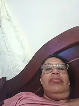 Emilif_'s Live XXX Chat