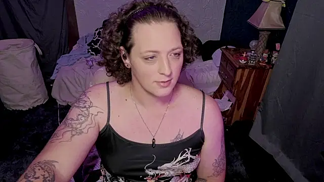 צ'אט XXX בשידור חי של Abagail_soft