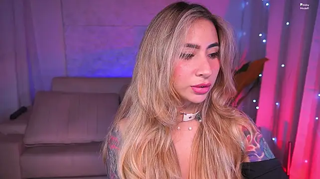 แชท XXX สดของ abbymodell1