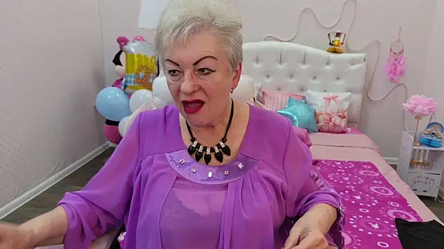 KayleSmoll Chat XXX live
