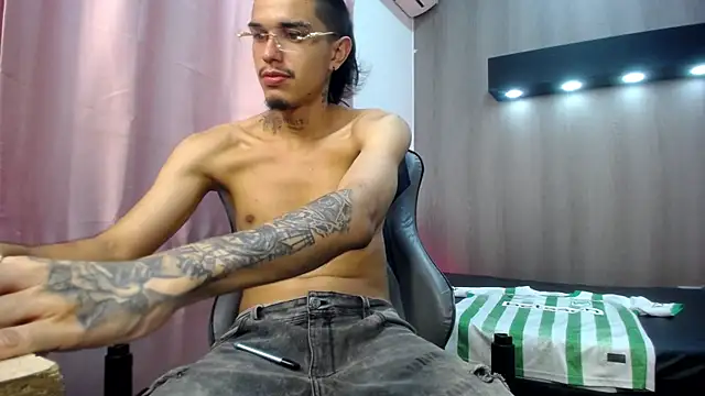 Tayson_Hot Live XXX Chat