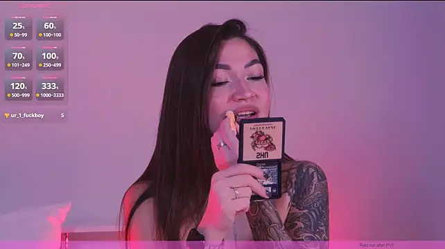 Emilia_Rodess XXX чат на живо