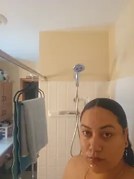 Živý XXX chat honeeyyy_pot