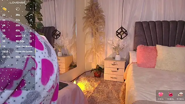 XXX chat uživo modela miaoconell