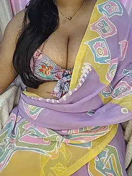 Curvy_Pooja's Live XXX Chat