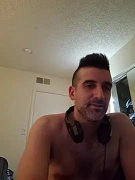 Chat XXX Live myth5hk
