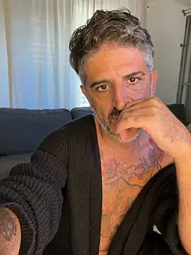Онлайн чат XXX neverland69