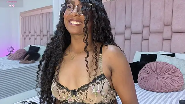 XXX chat uživo modela sofiagold92