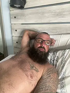 alphareign85 live XXX chat