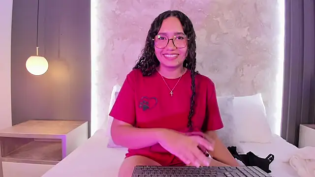 Chat +18 de alysson_moon_ ao vivo