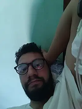 Handsome_guy_ Chat XXX in diretta