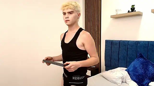 Ian_Stone live XXX chat