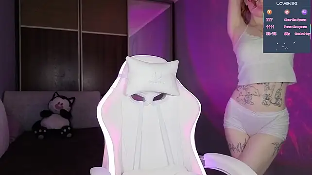 AmyFoxy Chat XXX in diretta