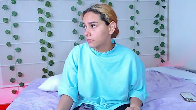 XXX chat uživo modela Sarabubbie