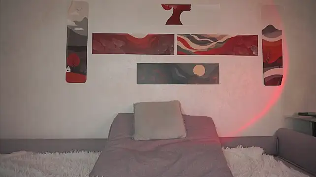 XXX chat uživo modela MiaThaine