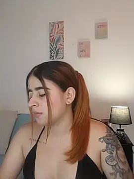 Chat XXX en directo de MartinaConnorr