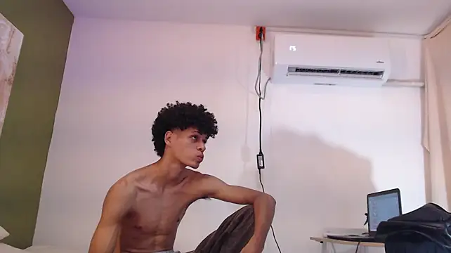 INFANTE_ – Live XXX-chat