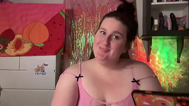 Chat XXX en directo de xopeachybaby