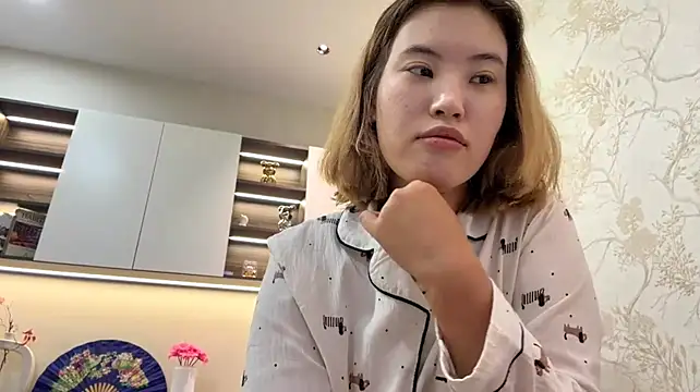 Chat XXX en directo de ShirleneCastoe