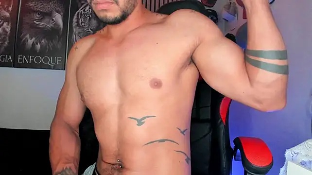 Dackson77 live XXX chat
