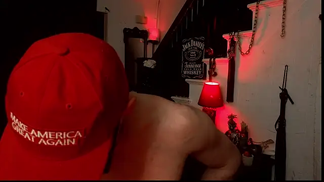 Chatroom XXX en direct de MasterDaddyCool