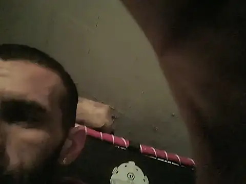 Živý XXX chat MrMighty0ne