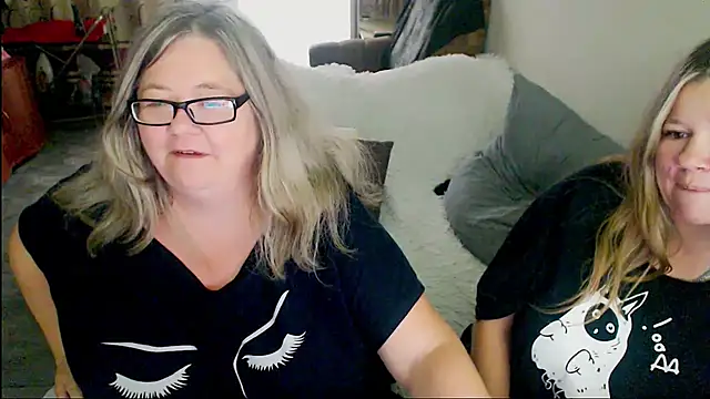 sex2n Live XXX chat