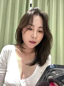 Eva10069 라이브 XXX 채팅