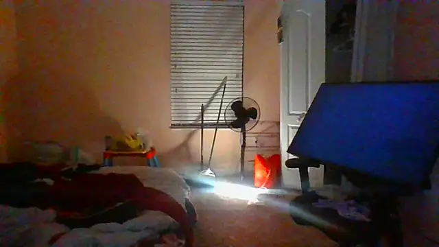 XXX chat uživo modela dracogotti