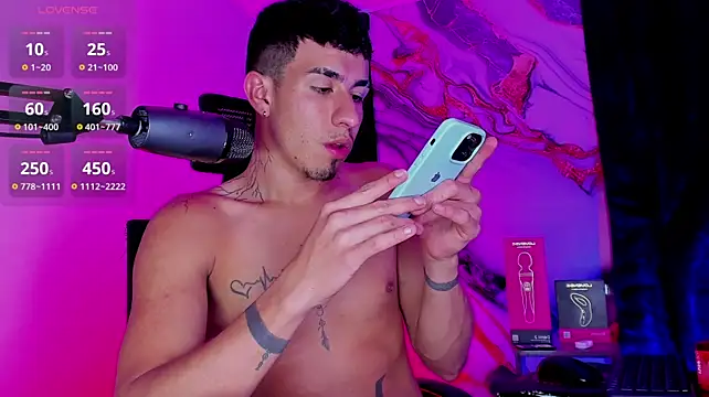 Онлайн чат XXX IanValencia_