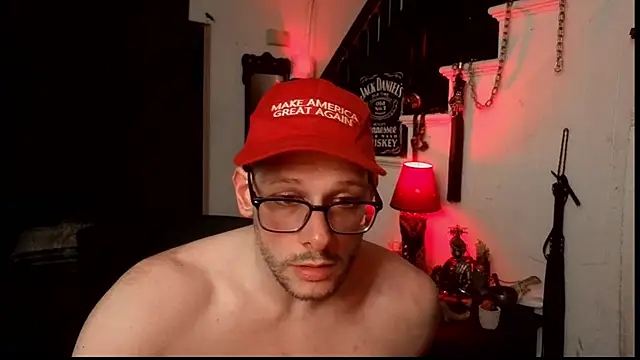 MasterDaddyCool Chat XXX in diretta