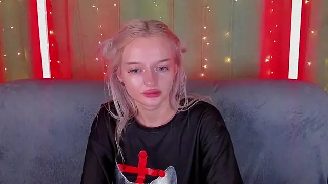 AlessaKiss Adlı Modelin Canlı XXX Sohbeti