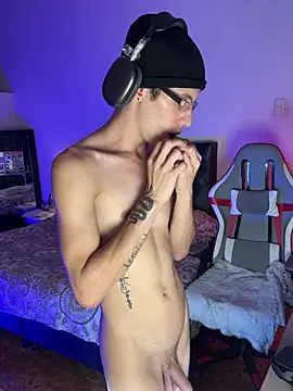 Онлайн чат XXX santiago_cutex