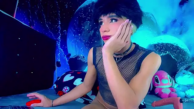 SamiraHot1 Adlı Modelin Canlı XXX Sohbeti