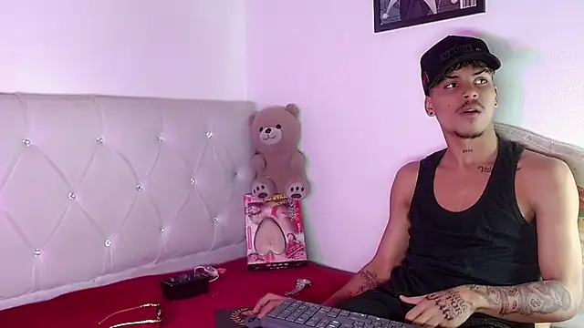 Angel_foxc13 即時 XXX 聊天