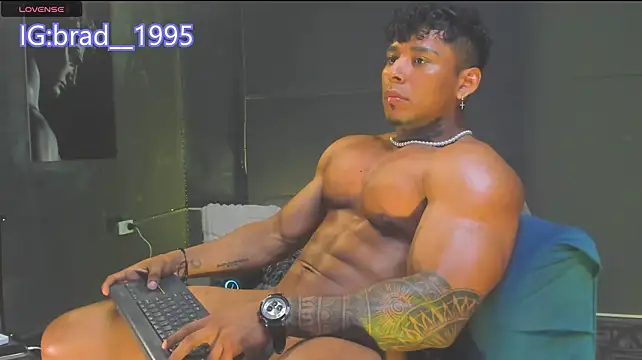 bradley_smithn Live XXX chat