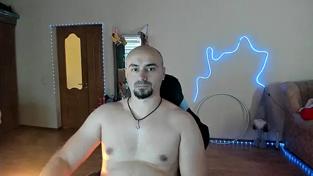 הופעת וובקאם של -SexyDaddy-