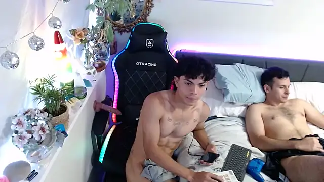 Chat XXX en directo de Kevinjchan1