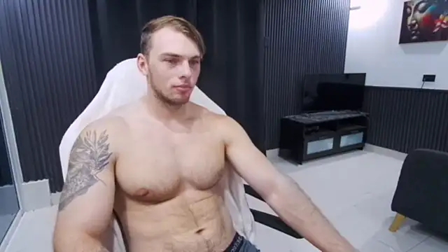 YourHotGreg Adlı Modelin Web Kamerası Şovu