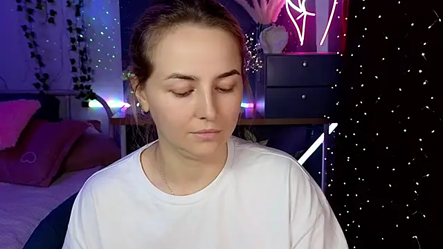 XXX chat uživo modela Mira_Mermayd