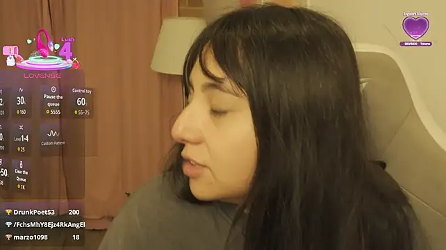 EmmitaGarcia Chat XXX in diretta