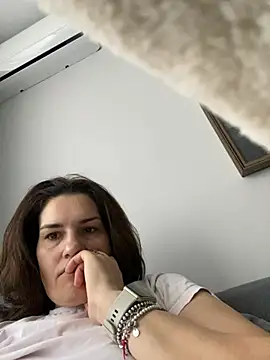 Ms-Lust1- – Naživo XXX chat