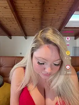 misstitmouseofficial's Live XXX Chat