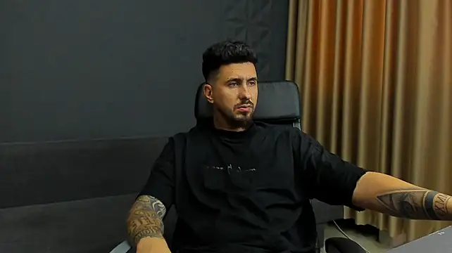 Chat XXX ao vivo de LoganStroud