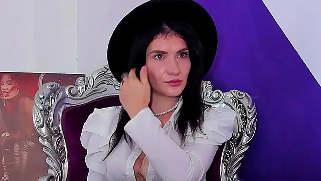 MistressKasandra: απευθείας συνομιλία ΧΧΧ